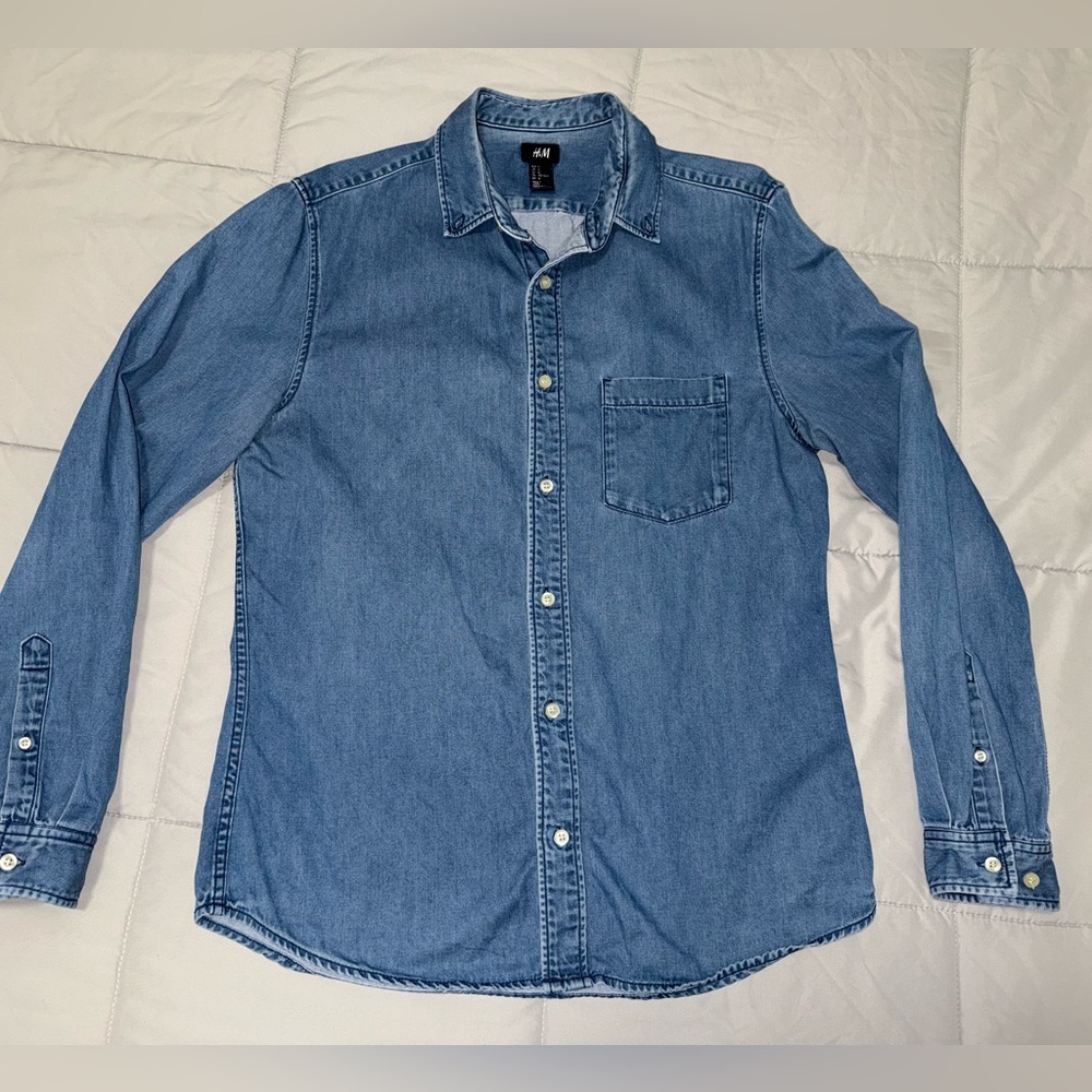 H&M Blue Denim Button Down Long Sleeve Cotton Pocket Shirt Mens Medium